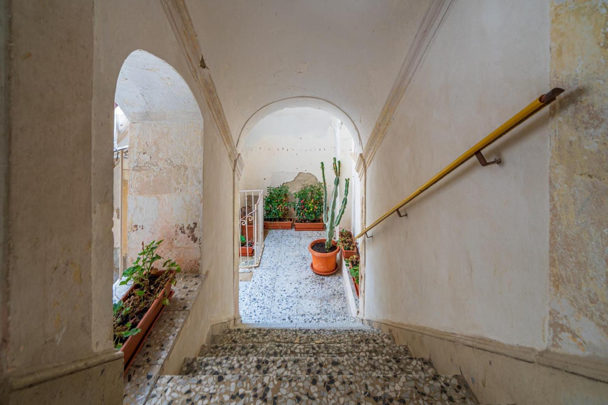 Hotiday Room Collection - Ortigia Opera Syracuse Exterior photo