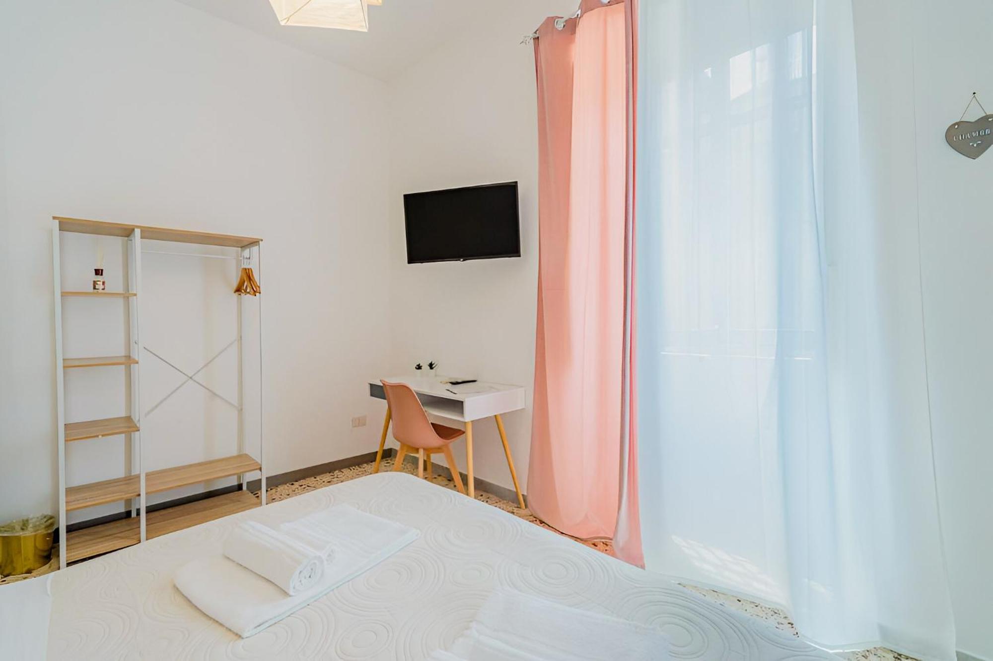 Hotiday Room Collection - Ortigia Opera Syracuse Exterior photo